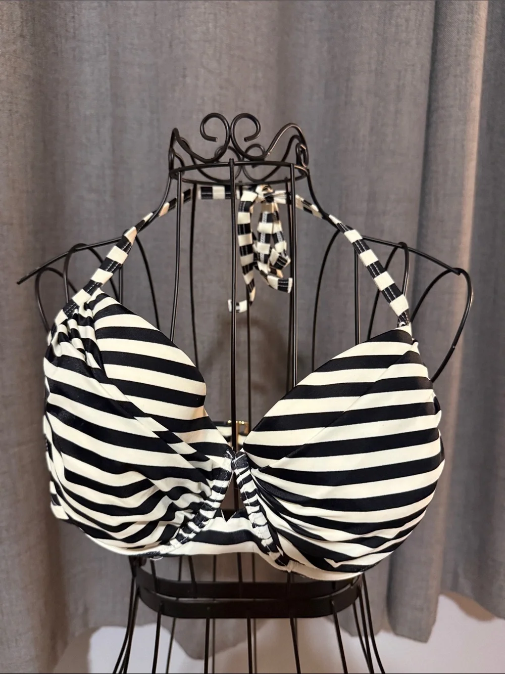 Victoria's Secret Black & White Striped Halter Bikini Top 34 DD